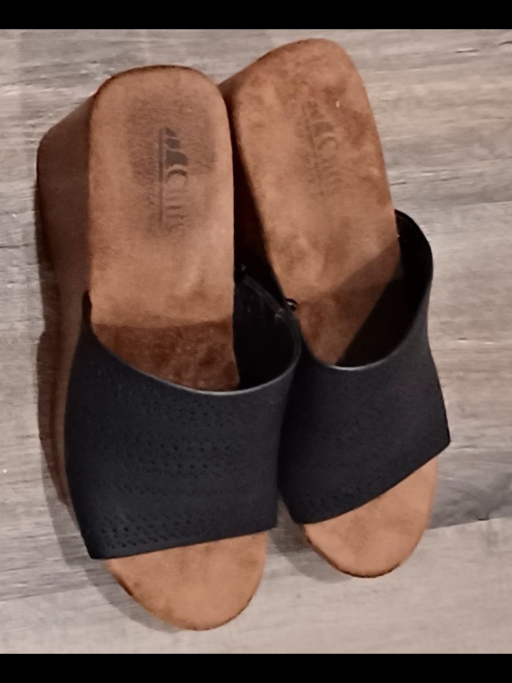 Cliffs by WHITE MOUNTAIN Zaylee Black Perforated Wedge Slide Platform Mules